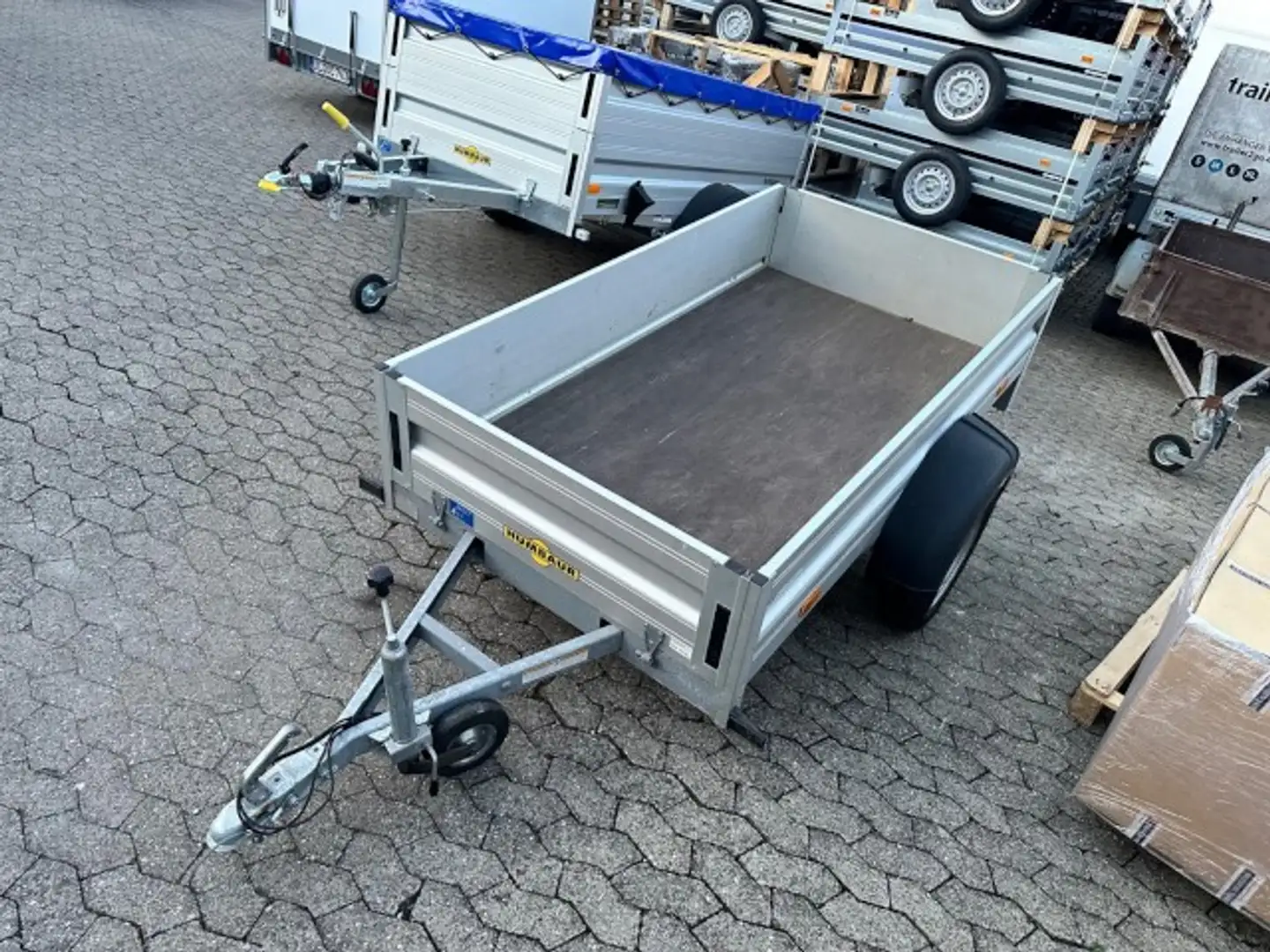 Humbaur HA 752111 mit KV, 750 kg, 2050 x 1100 x 350 mm - 1