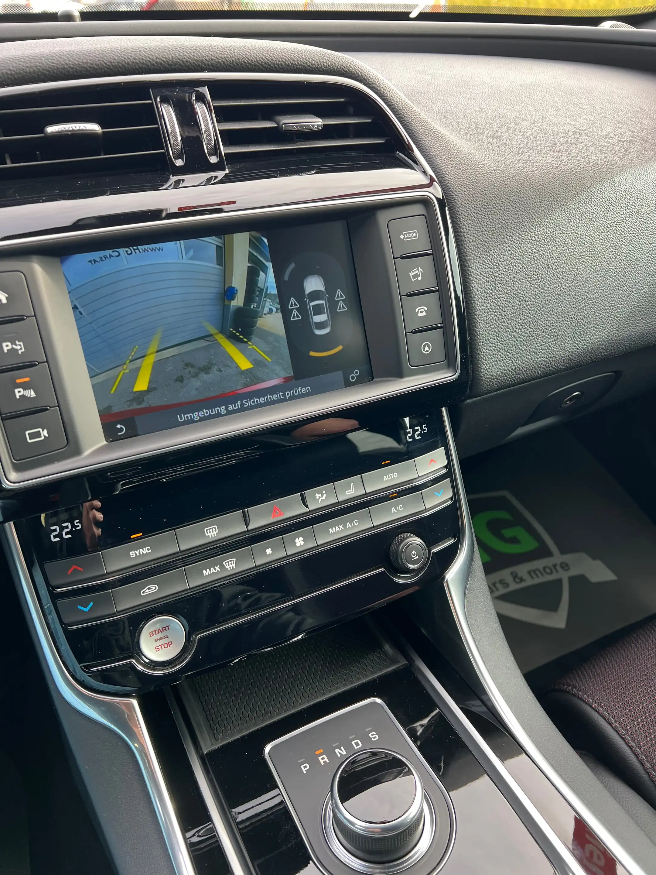 Jaguar XE 20D*R-Sport*360°Kamera*Keyless*Head-up*AHK*ACC* — photo 9