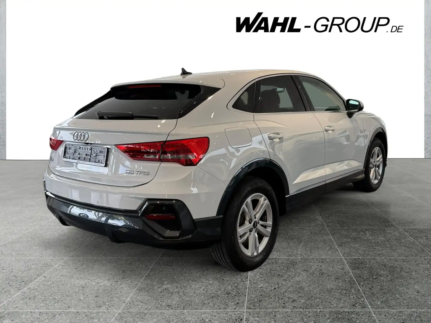 Audi Q3 Sportback 35 1.5 TFSI 35 TFSI basis DAB RFK Blanc - 2