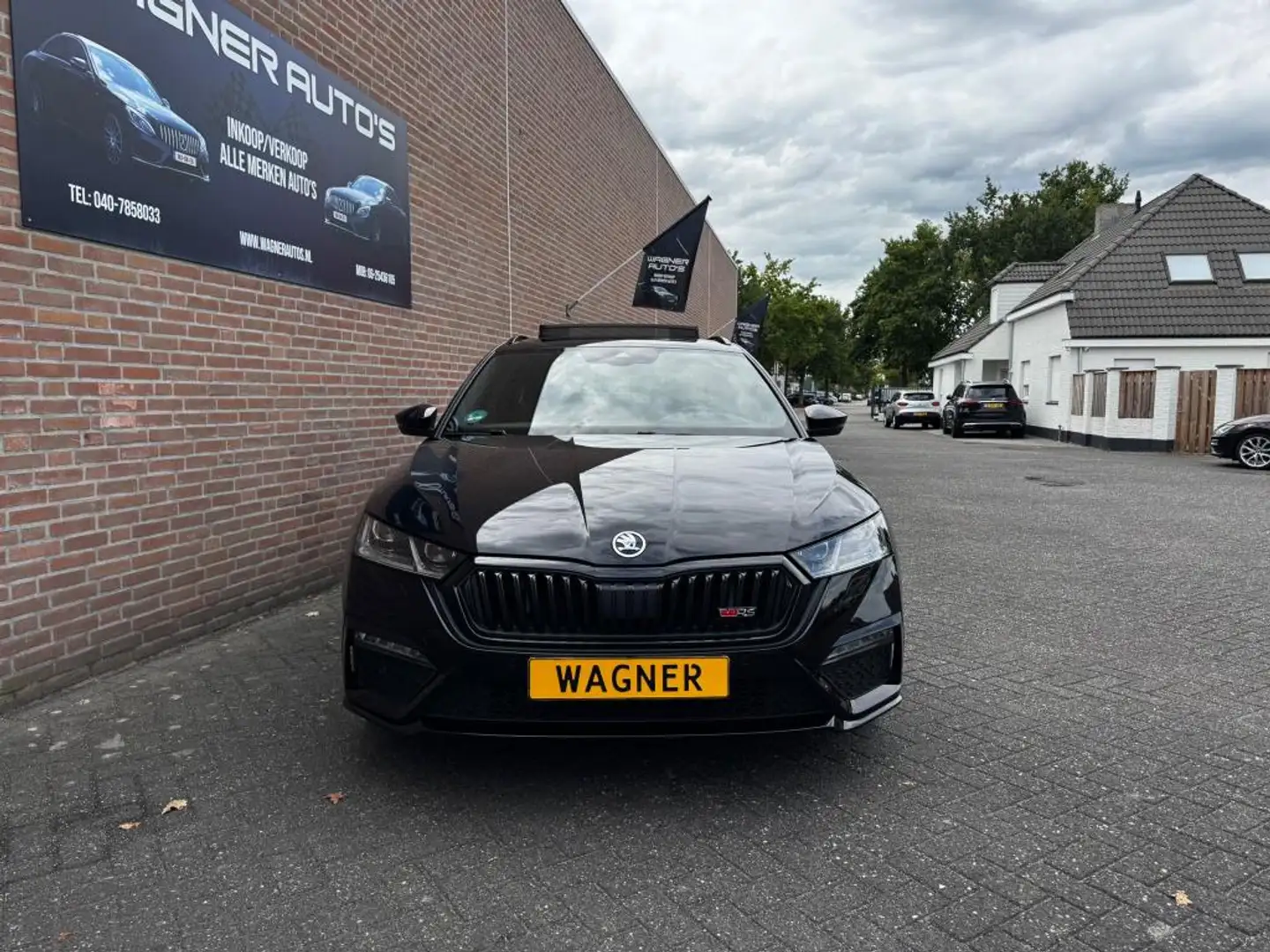 Skoda Octavia Combi 2.0 TSI RS BOMVOLL KEYLESS PANO RIJHULPSYSTE Noir - 2