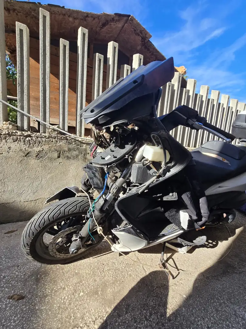 Kymco Xciting 400i Abs Blanco - 2