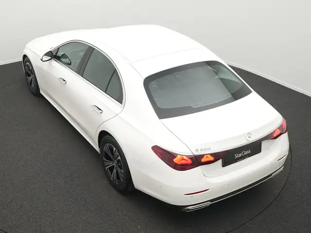 Mercedes-Benz E-Class view 13