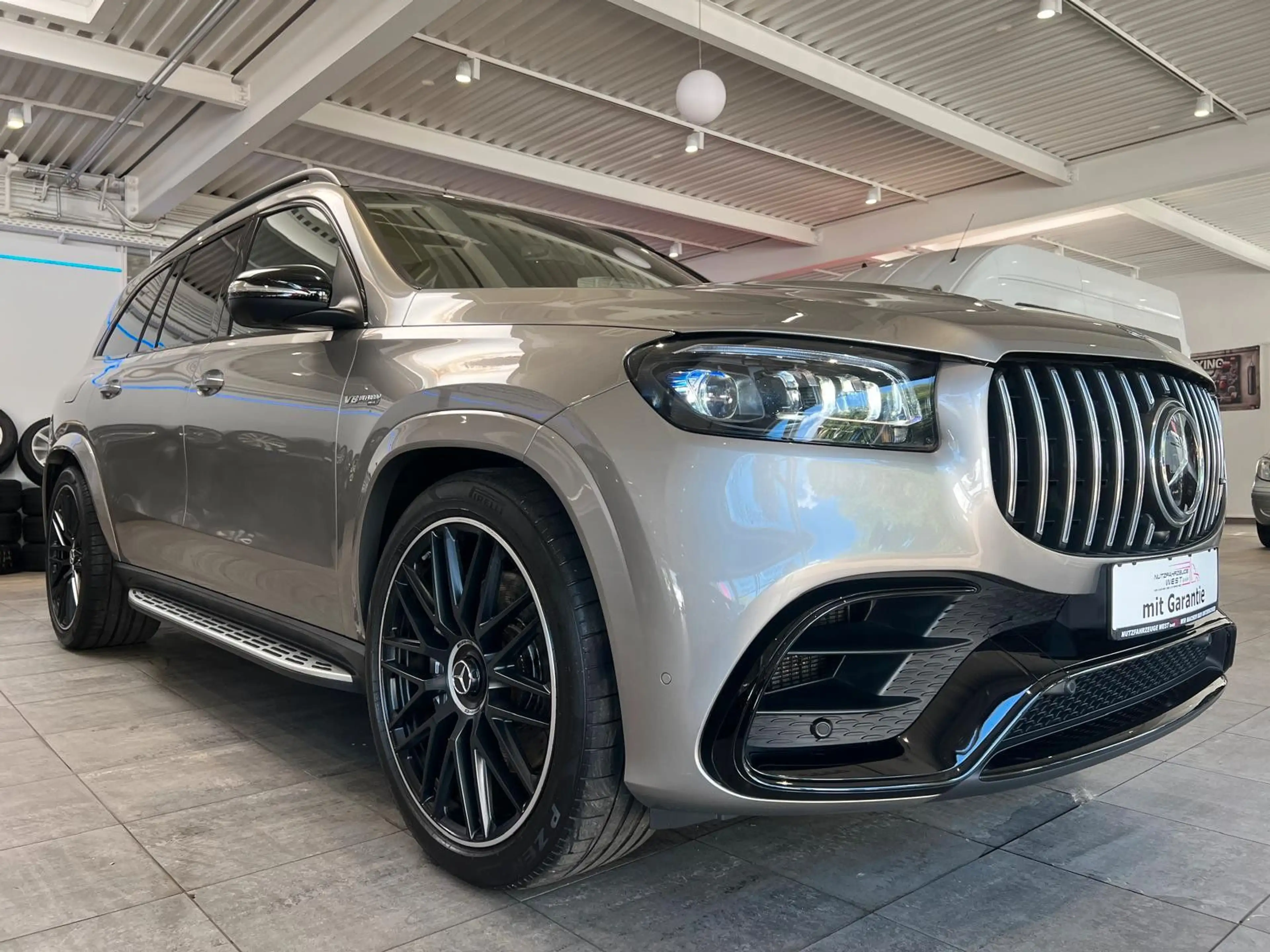 Mercedes-Benz GLS 63 AMG AMG 4Matic+ *Exclusive Edition*7-Sitzer* — photo 4