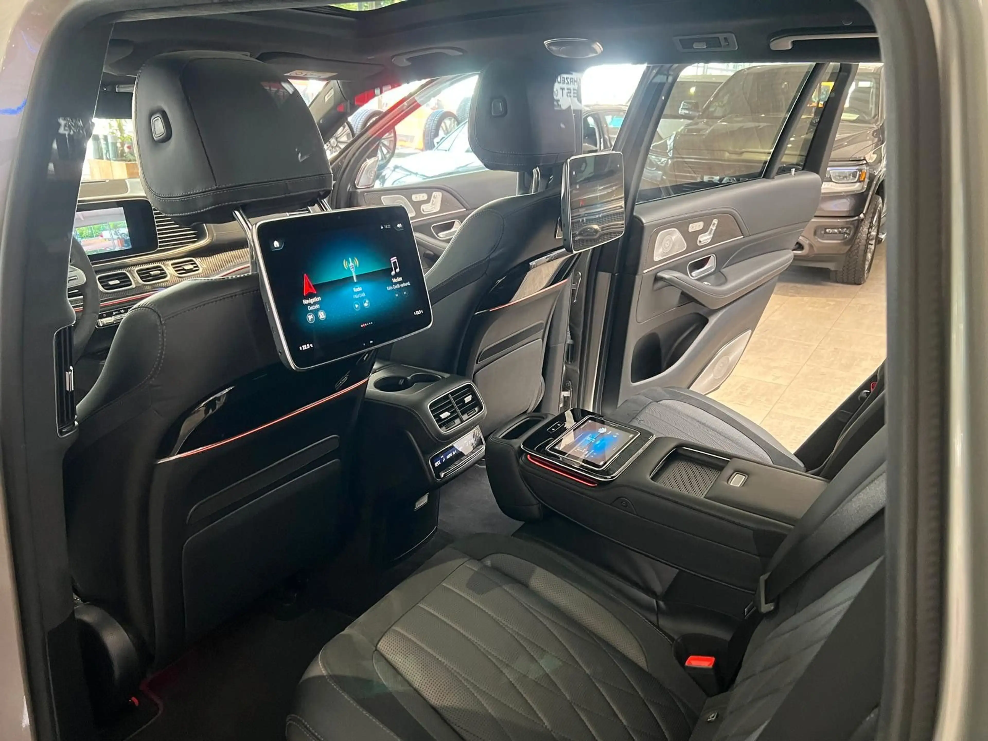 Mercedes-Benz GLS 63 AMG AMG 4Matic+ *Exclusive Edition*7-Sitzer* — photo 9