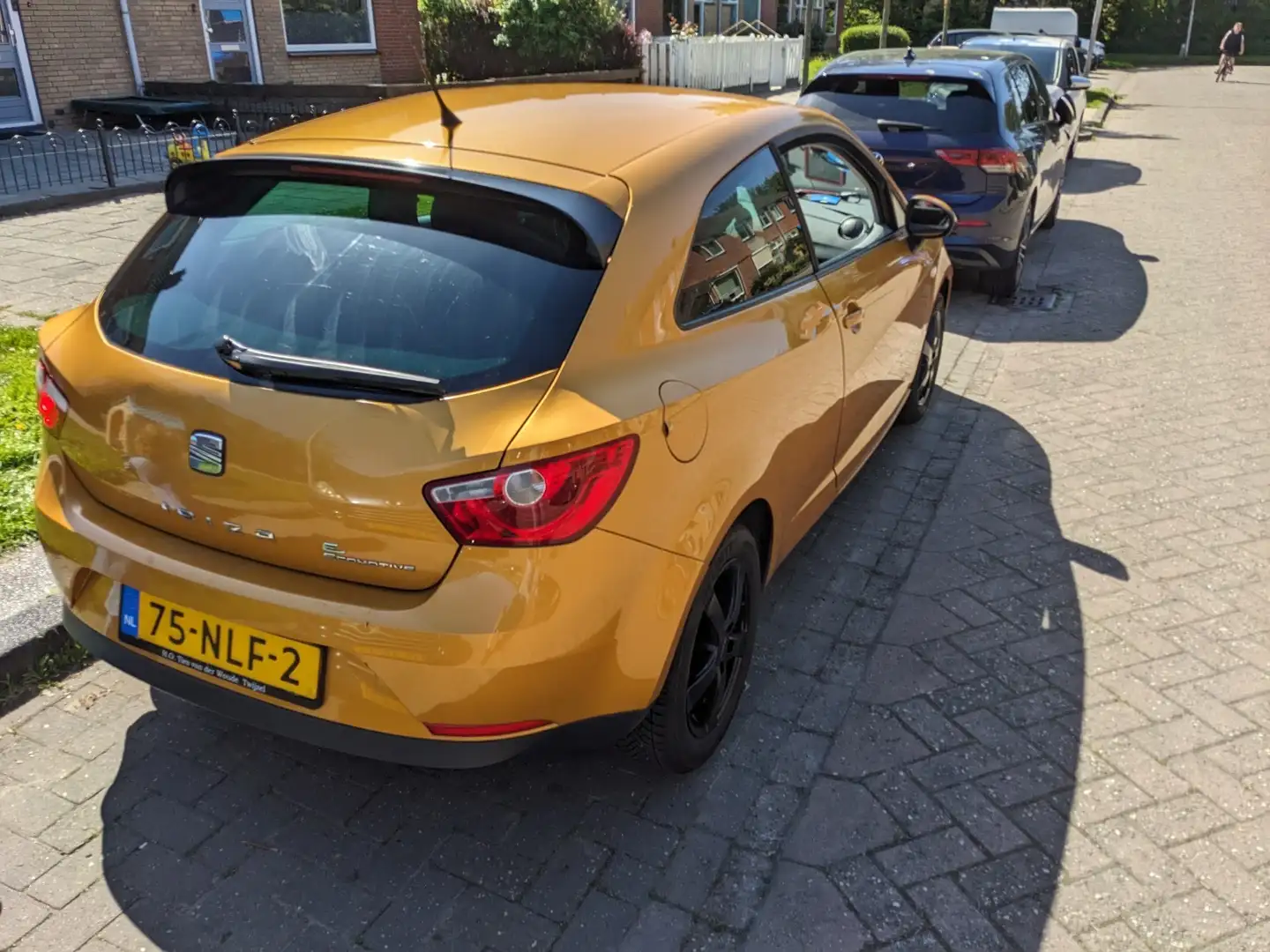 SEAT Ibiza SC 1.2 tdi  12V Reference Yellow - 2