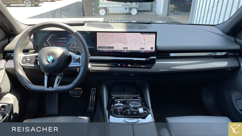 BMW 520 d A Lim M-Sport,AHK,DA+,HUD,360°,Standheiz,HK — photo 6