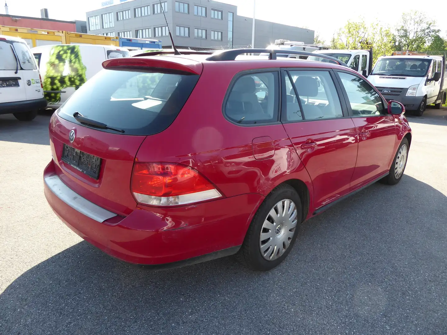 Volkswagen Golf Golf Trendline 1,4 Trendline Rot - 2