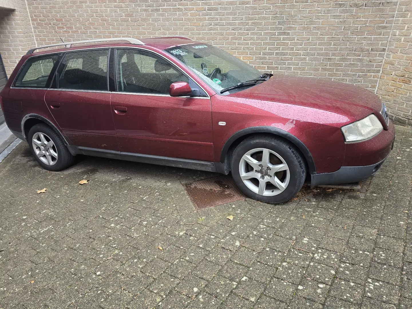 Audi A6 2.4 5V Advance Piros - 1