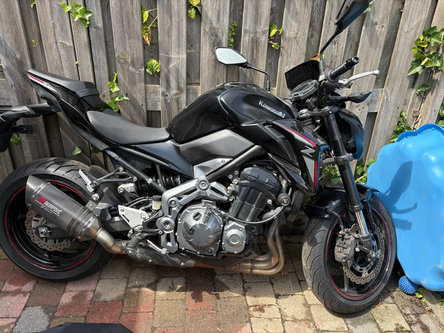 Kawasaki 900 Z Negro - 1