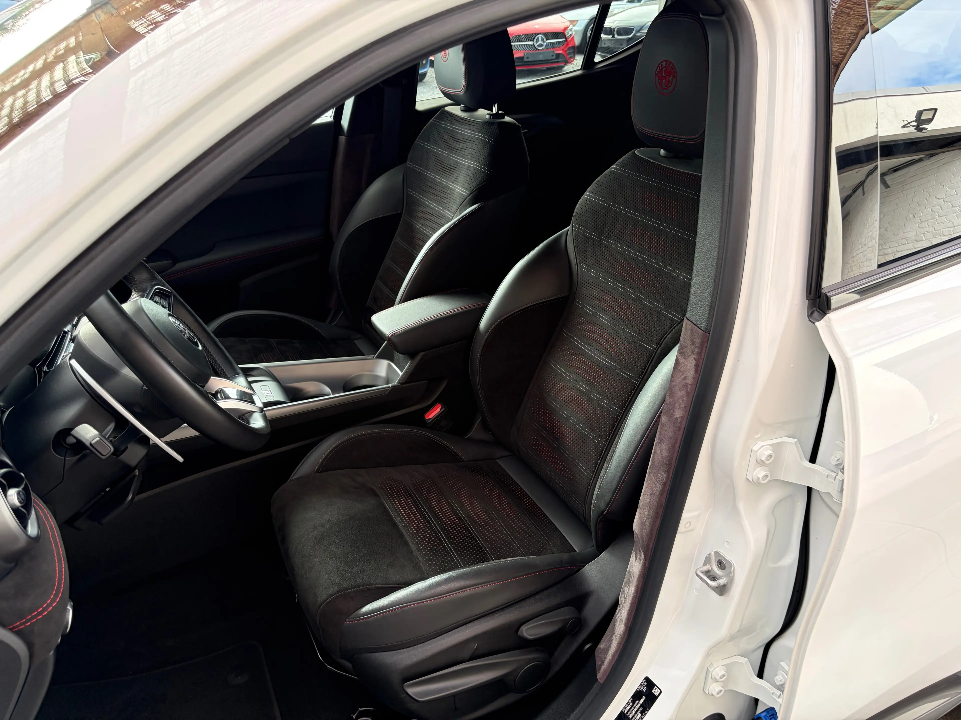 Alfa Romeo Tonale Tonale 1.5 MHEV VGT Veloce — photo 11