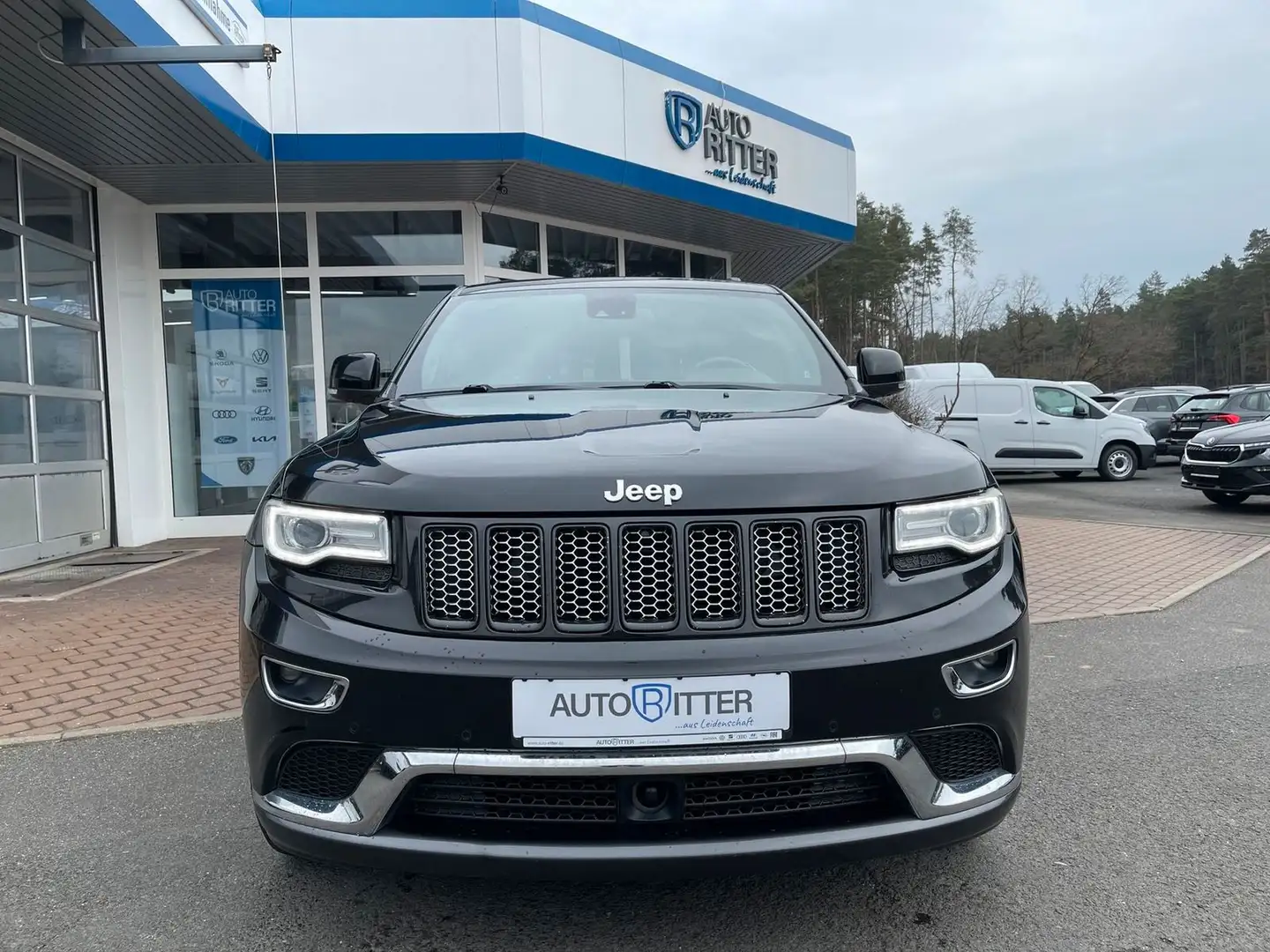 Jeep Grand Cherokee 3.0 CRD Summit AHK|ACC|Navi|Leder Schwarz - 2