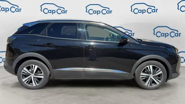 Peugeot 3008 view 4