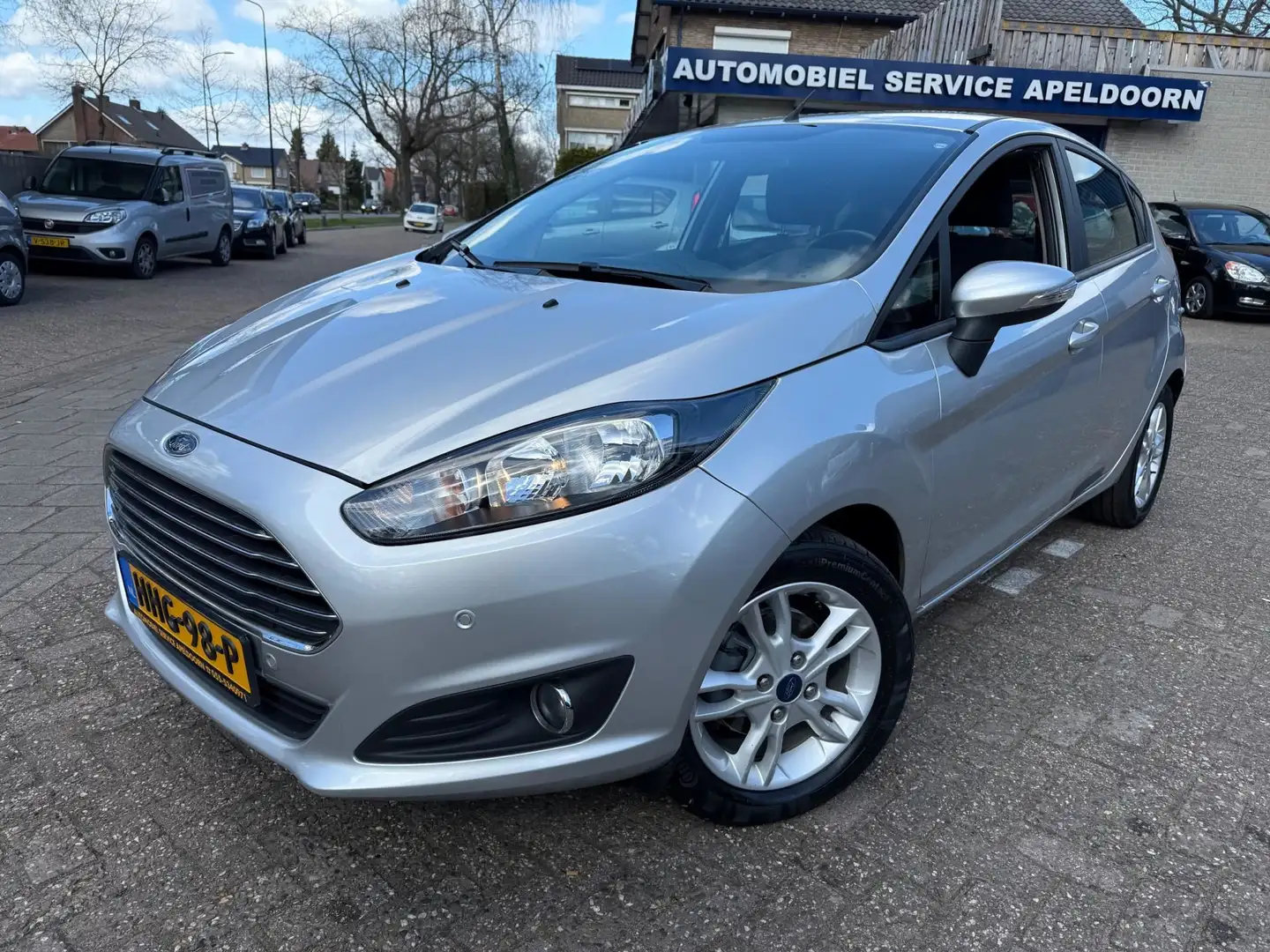 Ford Fiesta 1.25 *5DRS*AIRCO*STOELVERW.*PDC*LM. VELGEN* Grau - 1