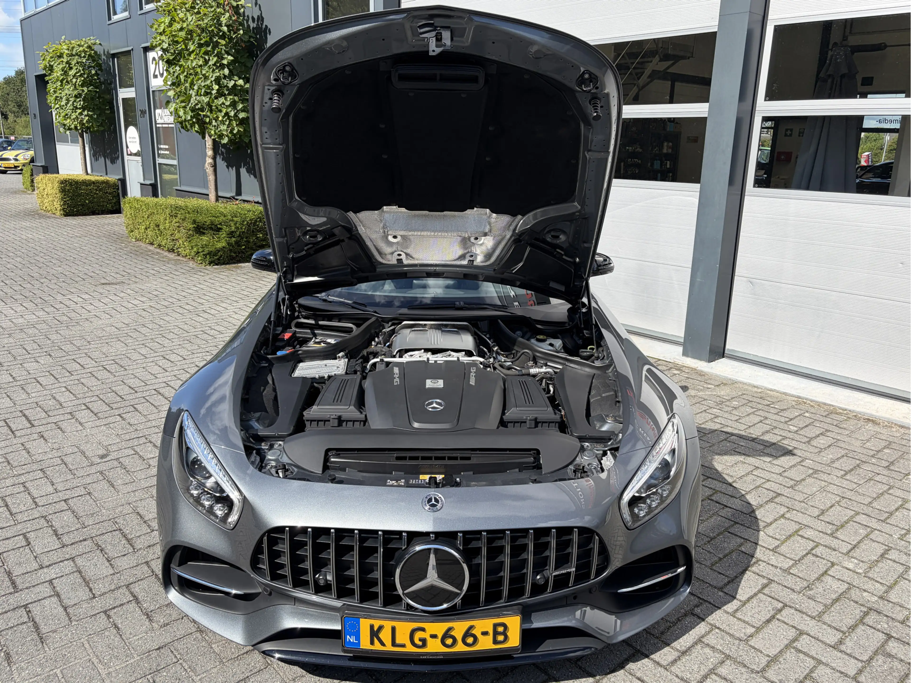 Mercedes-Benz AMG GT 4.0 Panoramadak — photo 9