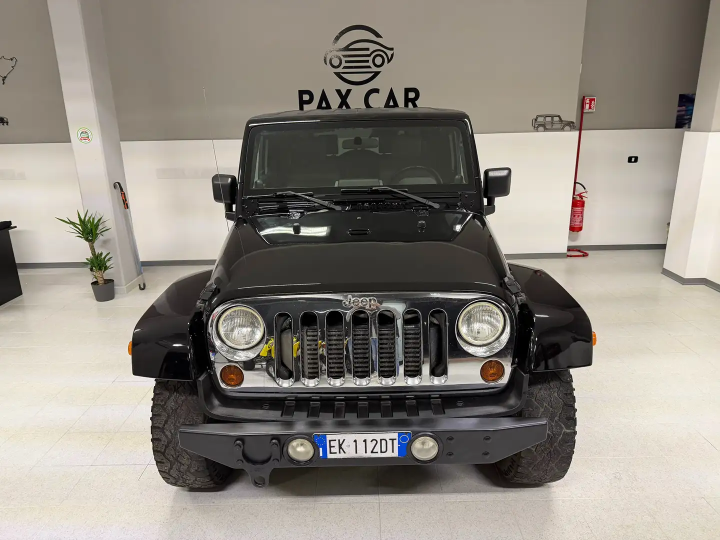 Jeep Wrangler 2.8 CRD SAHARA HARDTOP *MOTORE REVISIONATO* Nero - 2