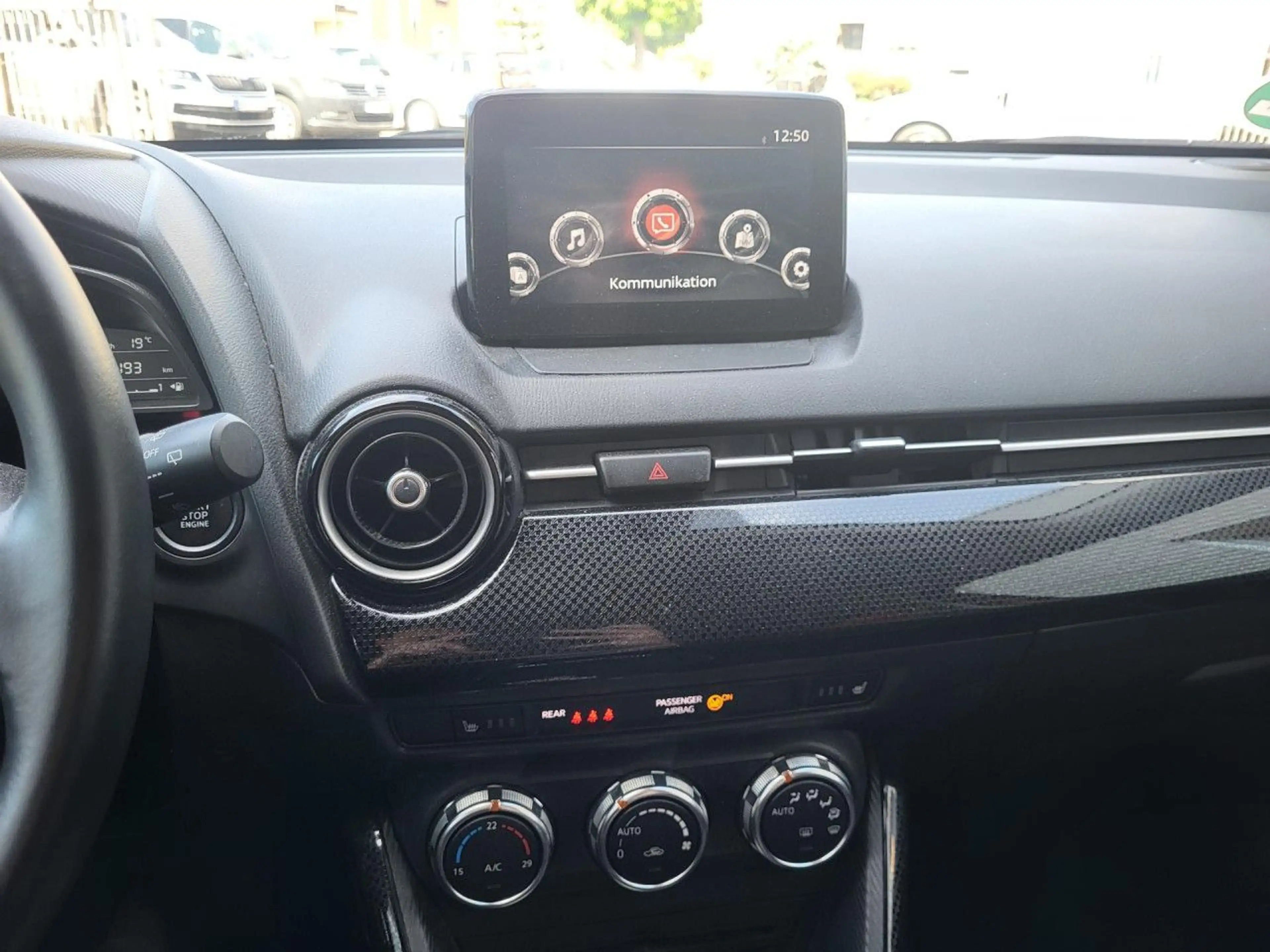 Mazda 2 SKYACTIV-G 90 Kizoku GRA SHZ 1. Hand Bluetooth — photo 12