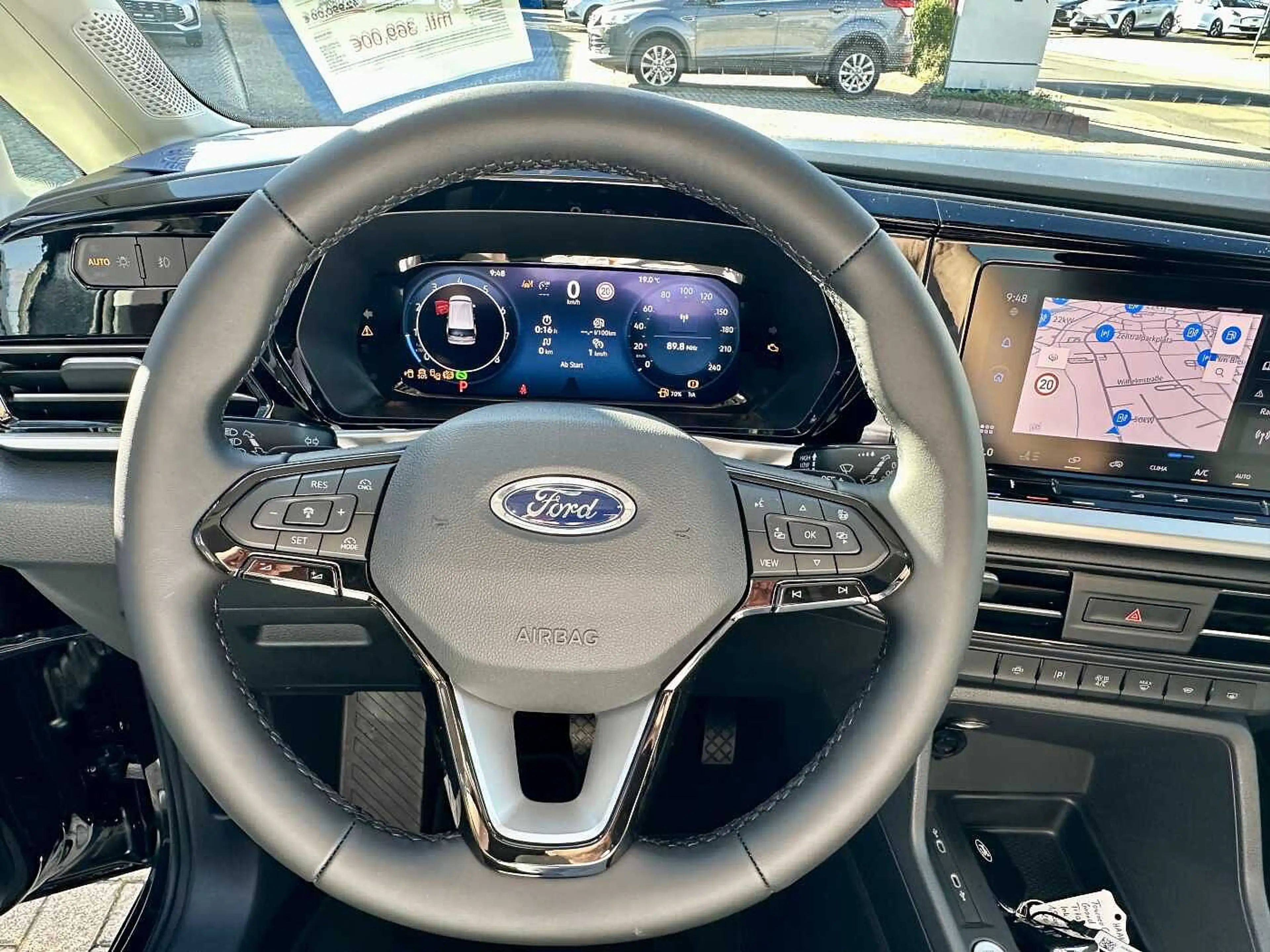 Ford Grand Tourneo Tourneo Connect Titanium L2 1,5EcoBoost 116PS Auto — photo 12