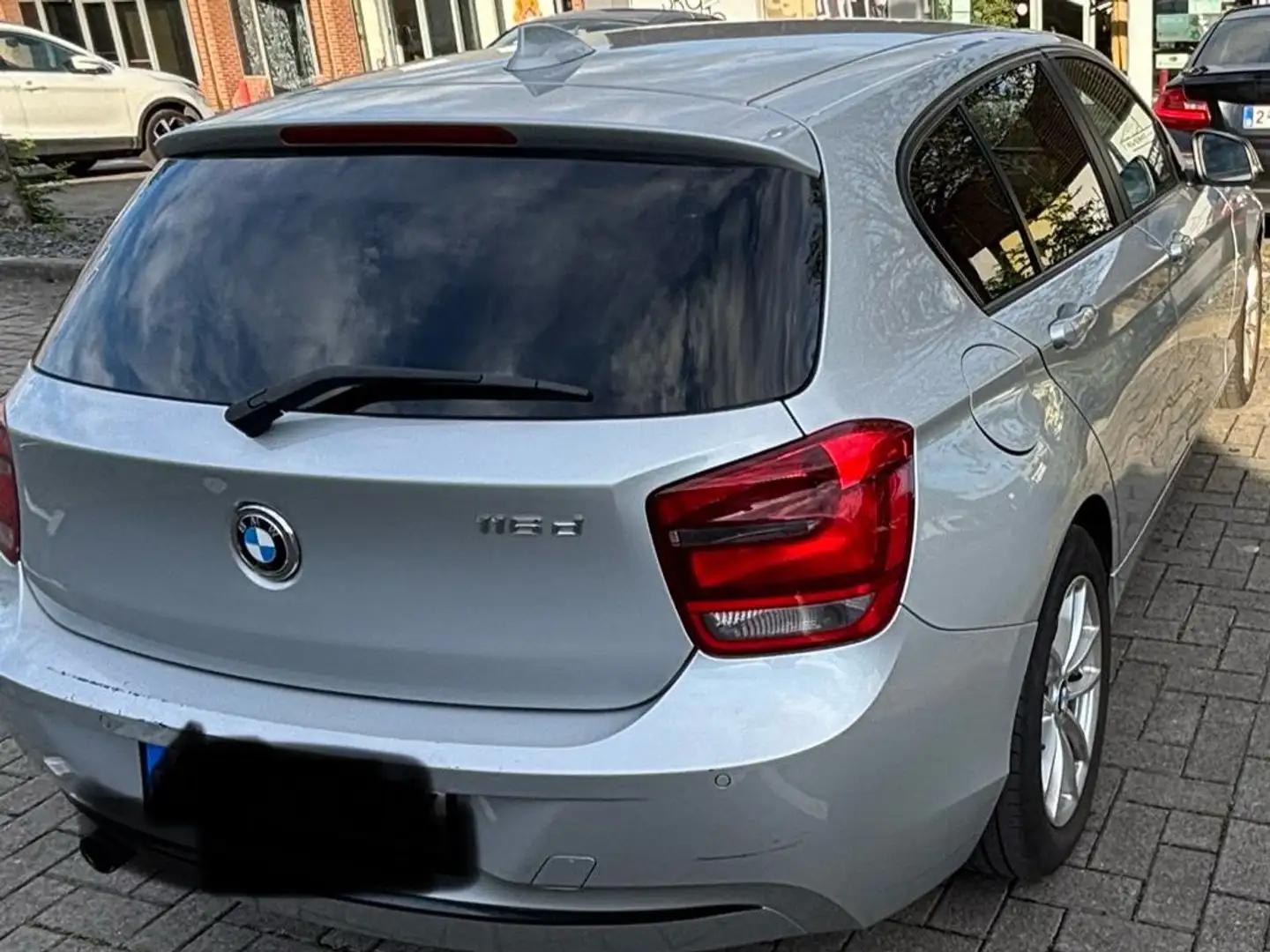BMW 116 116 d EfficientDynamics Edition Grijs - 2
