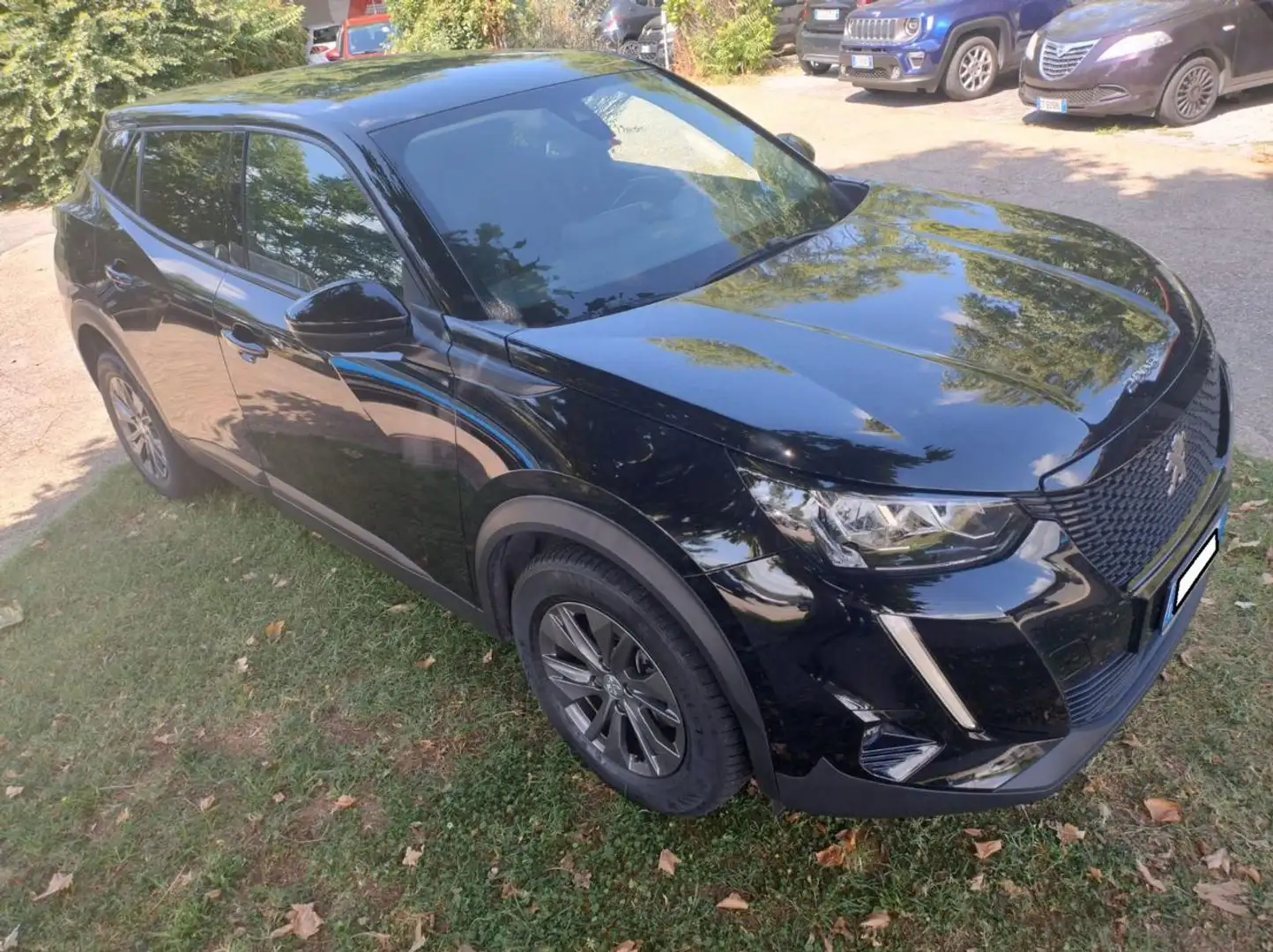 Peugeot 2008 BlueHDi 110 S&S Active Pack Zwart - 1