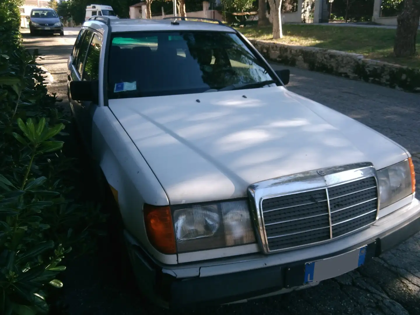 Mercedes-Benz E 200 E SW 200 TE Білий - 2