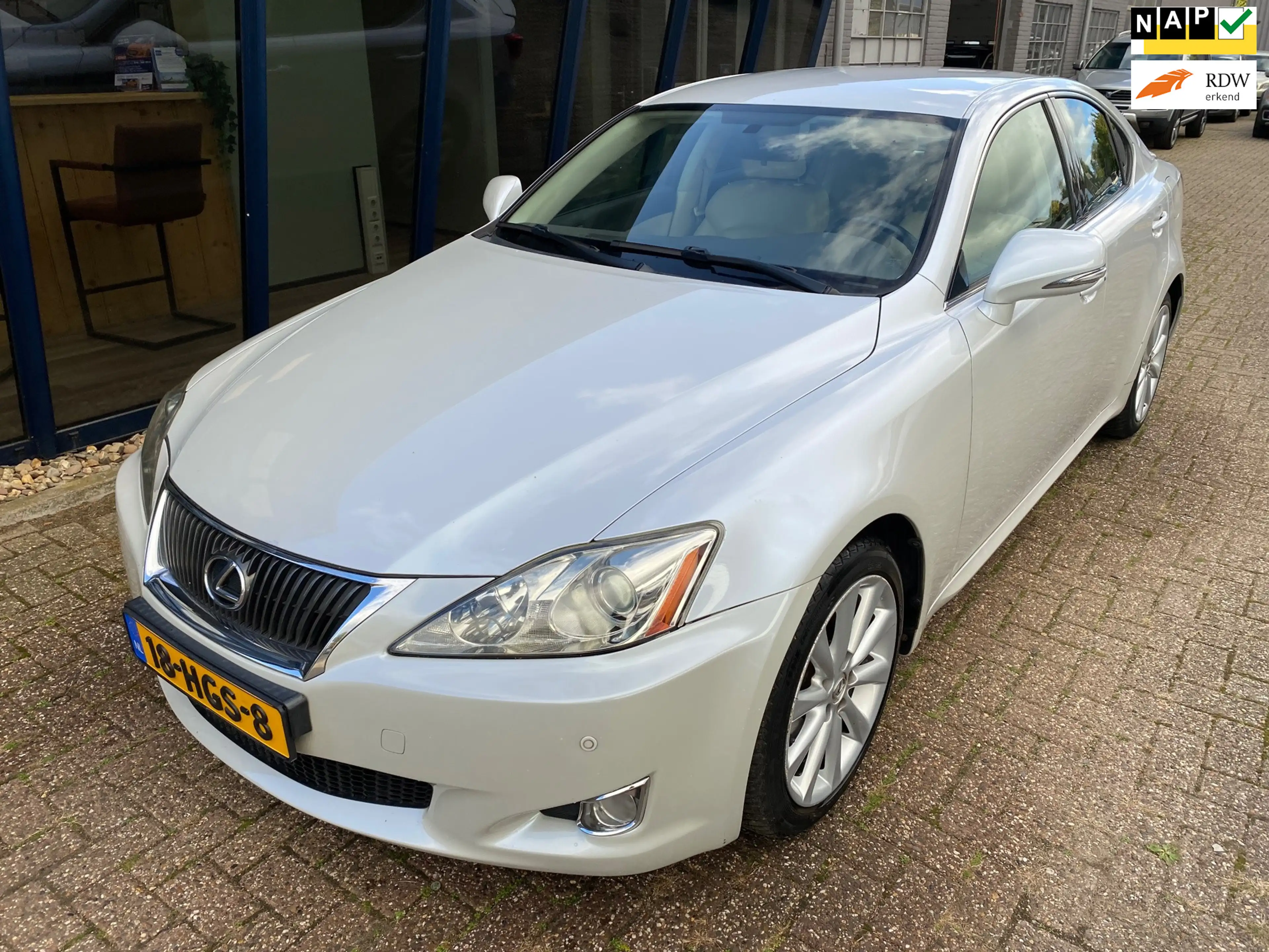 Lexus IS 250 Business LEER / NAVI / CAMERA