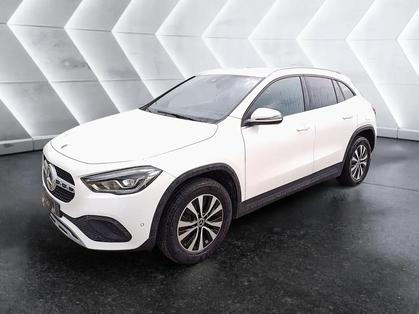 Mercedes-Benz GLA 200 200 d Sport 4matic auto Bianco - 1
