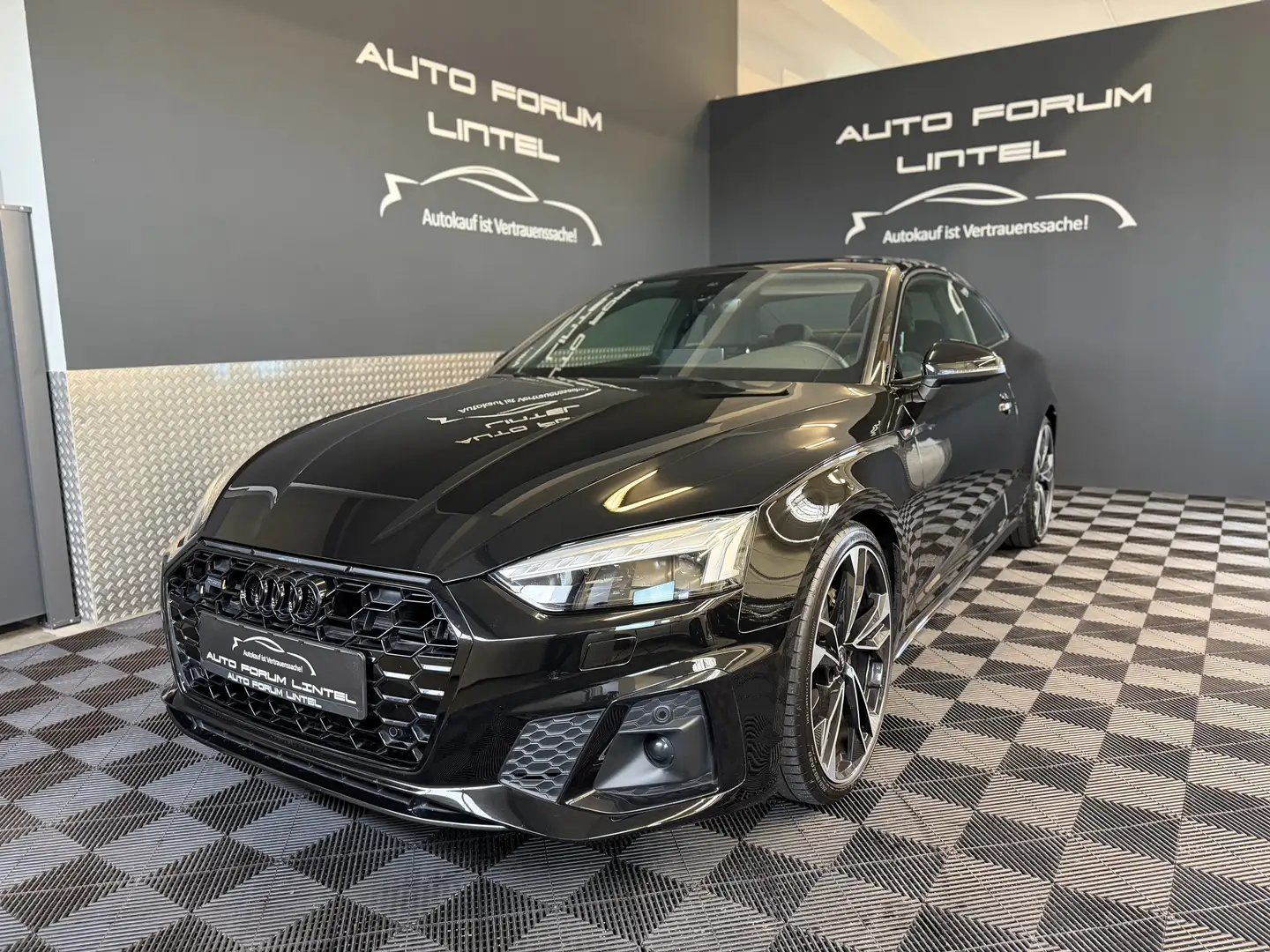 Audi A5 40 TDI quattro S line-8XBEREIFT-19%MWST-1.HAND-LED Schwarz - 1