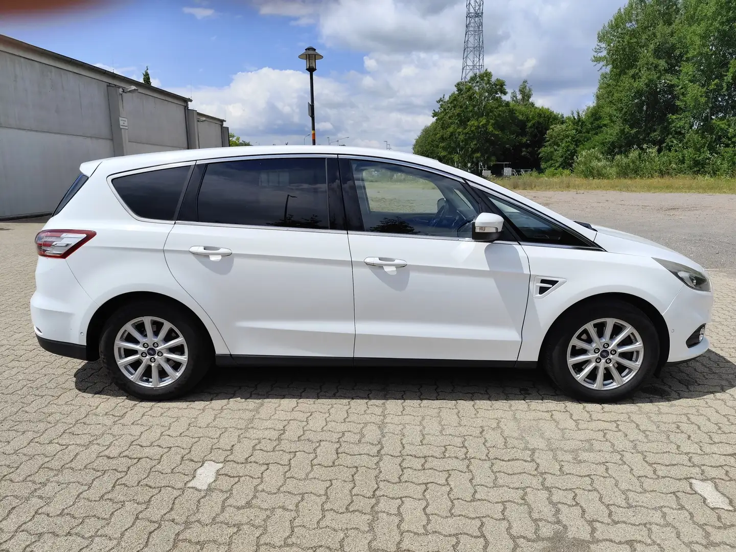 Ford S-Max Titanium Automatik Leder Alus Klima Navigation Weiß - 2