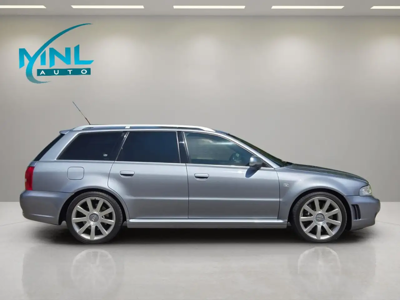 Audi RS4 2.7 Avant, foto 4