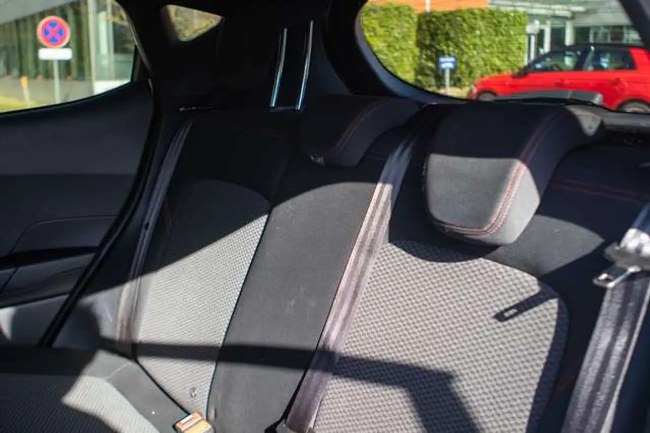 Ford Fiesta 5 portes — photo 13