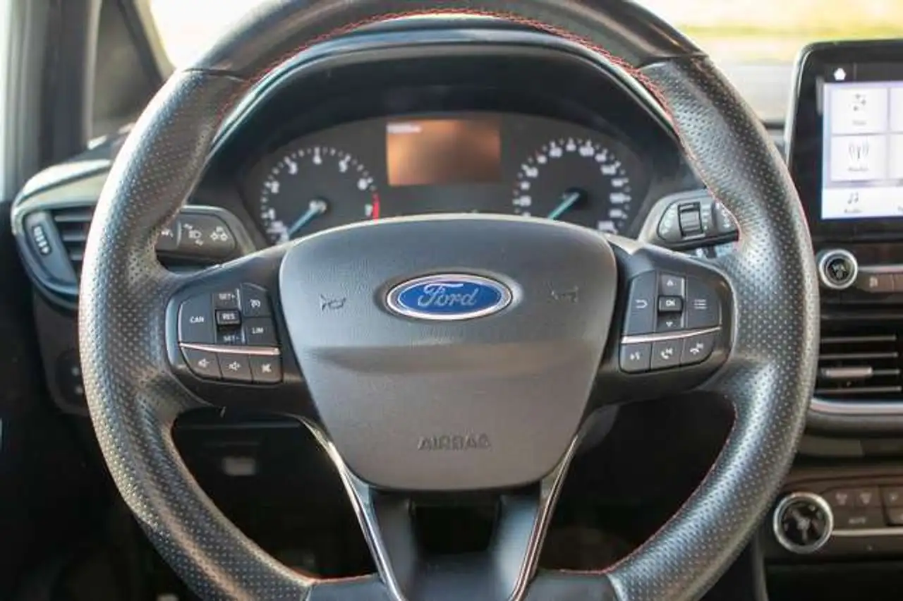 Ford Fiesta 5 portes — photo 19