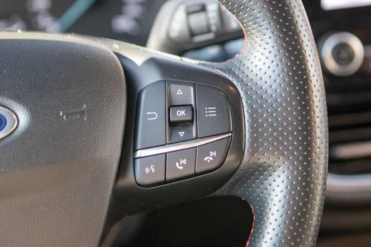 Ford Fiesta 5 portes — photo 21