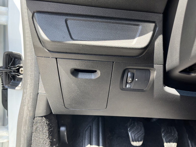 Dacia Jogger 1.0 TCe 110 7-Persoons Airco Cruise controle Trekh — photo 10