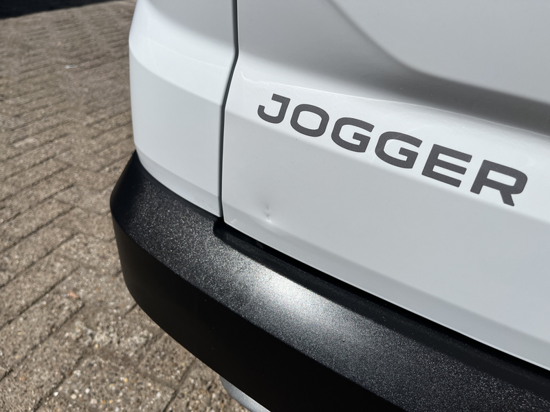 Dacia Jogger 1.0 TCe 110 7-Persoons Airco Cruise controle Trekh — photo 43