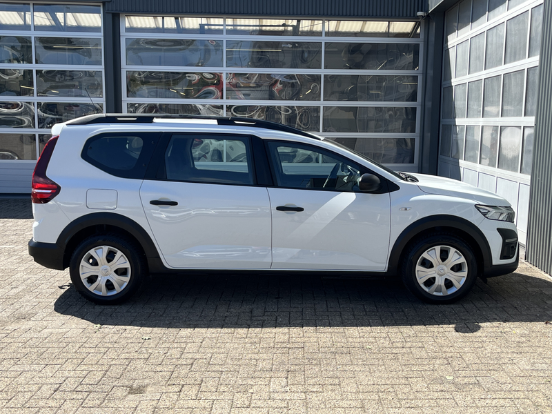 Dacia Jogger 1.0 TCe 110 7-Persoons Airco Cruise controle Trekh — photo 20