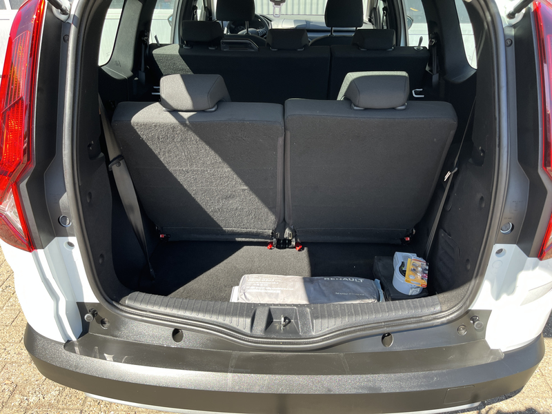 Dacia Jogger 1.0 TCe 110 7-Persoons Airco Cruise controle Trekh — photo 16