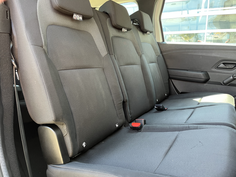 Dacia Jogger 1.0 TCe 110 7-Persoons Airco Cruise controle Trekh — photo 26