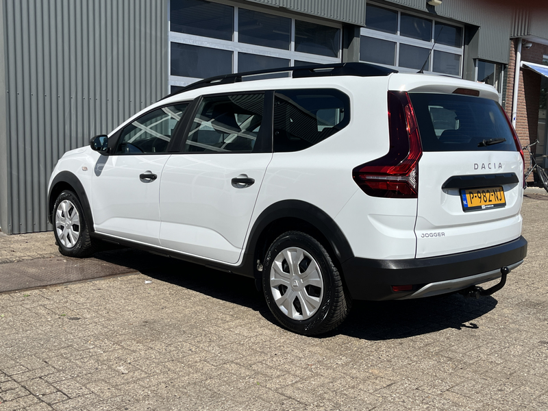 Dacia Jogger 1.0 TCe 110 7-Persoons Airco Cruise controle Trekh — photo 3