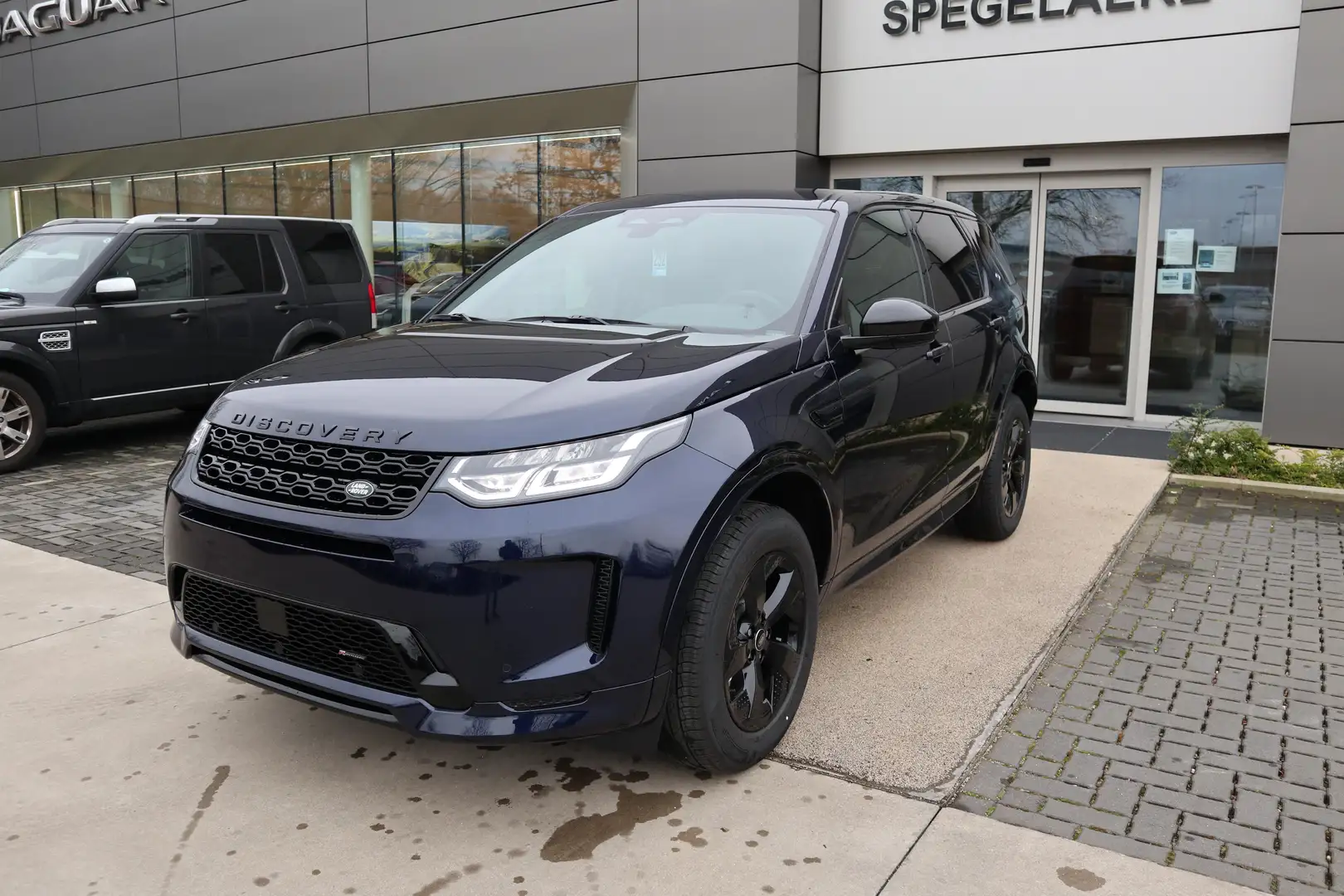 Land Rover Discovery Sport D165 R-Dynamic S FWD Man. 22MY Blue - 1