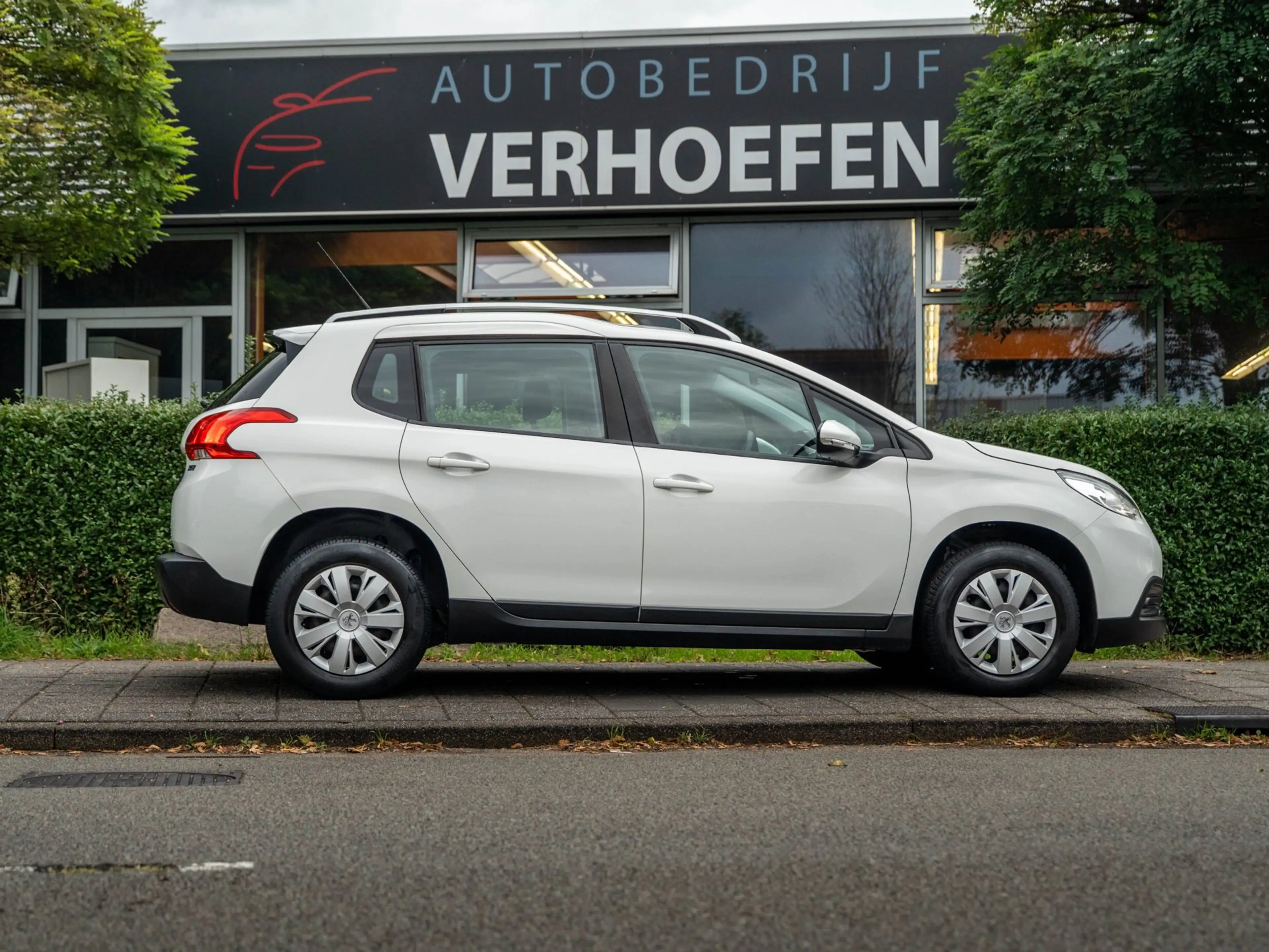Peugeot 2008 1.2 PureTech Access | AIRCO | ORG NL NAP | 5 DEURS — photo 5
