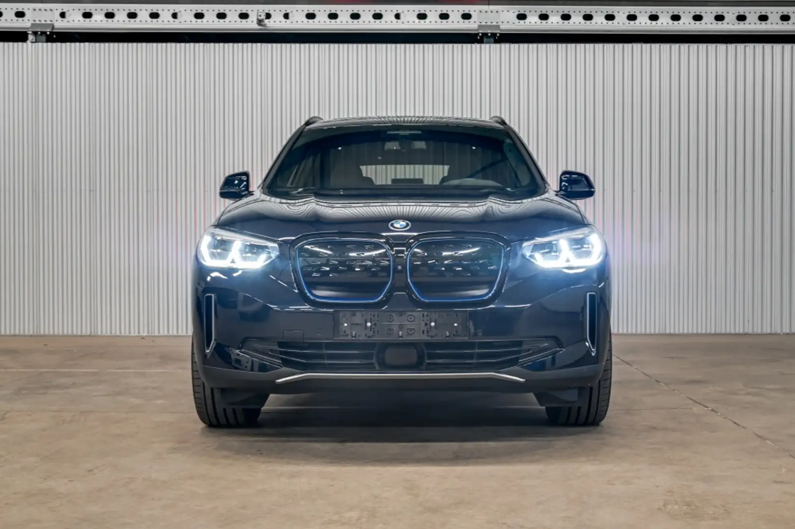 BMW iX3 High Executive|Leer|Pano|H&K Zwart - 2