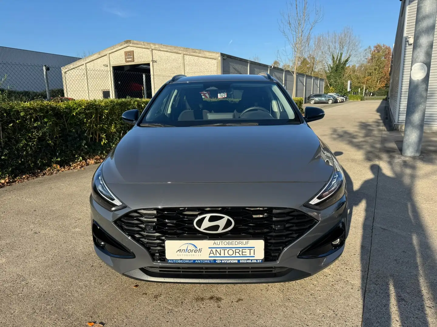 Hyundai i30 i30 Kombi 1.0 T-GDI 48V-Hybrid DCT TECHNO MY2025 Gris - 2