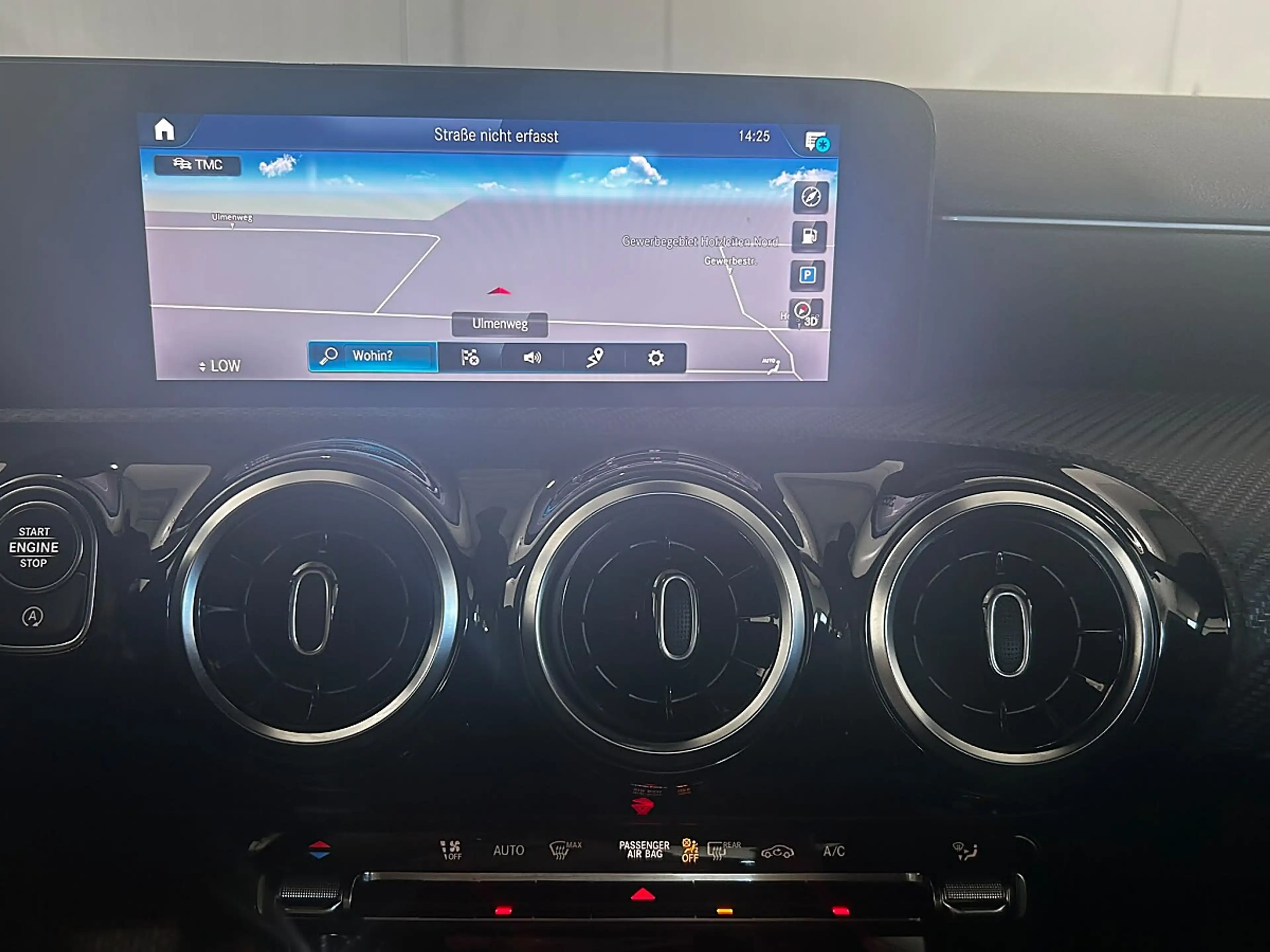 Mercedes-Benz CLA 180 Aut. — photo 17