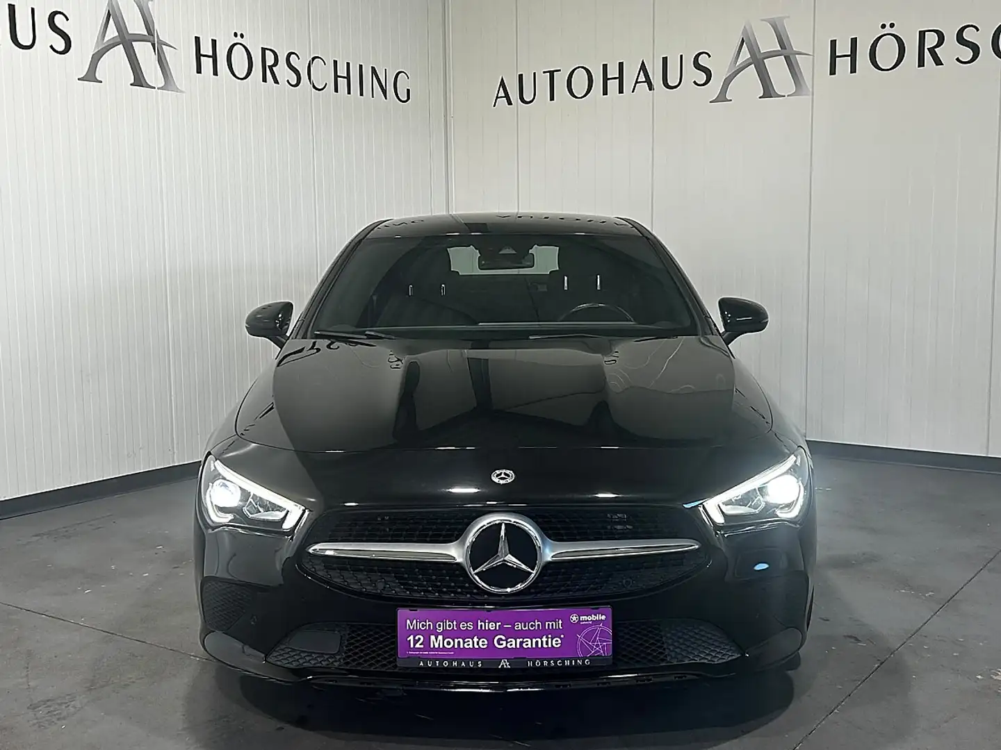 Mercedes-Benz CLA 180 Aut. Schwarz - 2