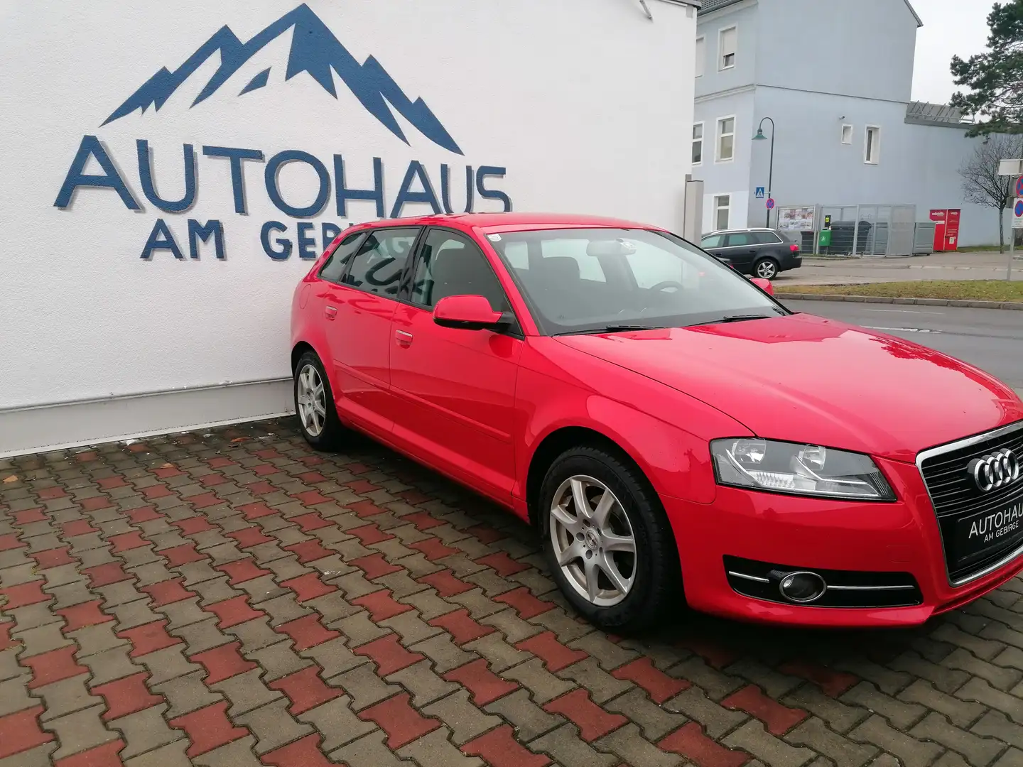 Audi A3 A3 SB 1,6 Jubiläumsmodell Jubiläumsmodell Rot - 2
