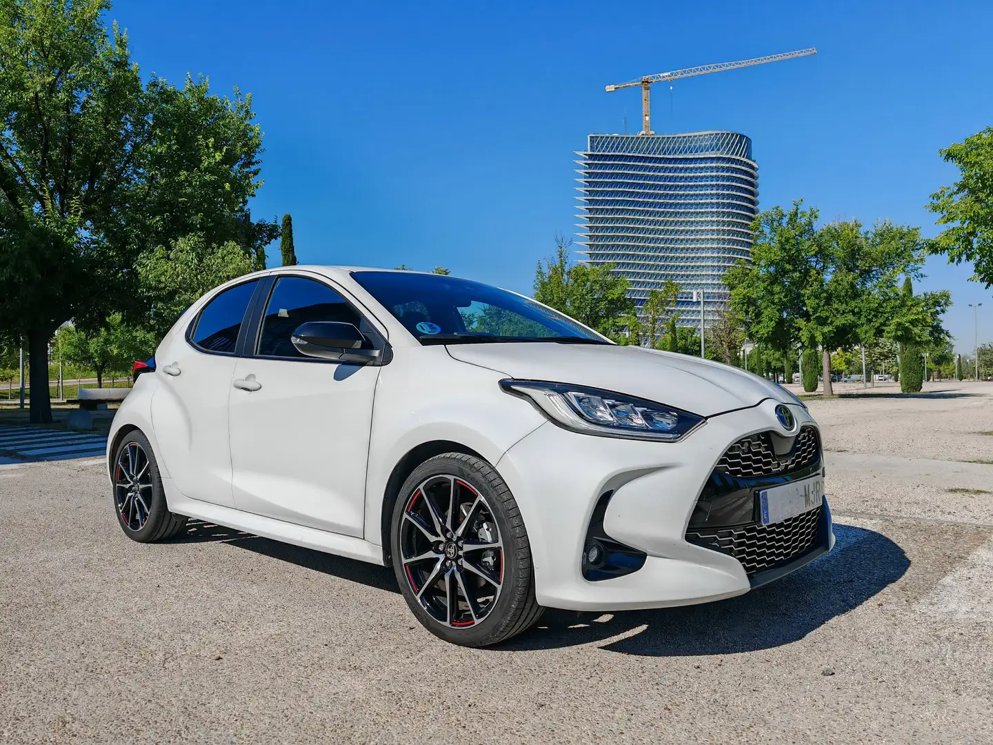 Toyota Yaris Yaris 120H 1.5 GR Sport GR Sport Blanco - 1