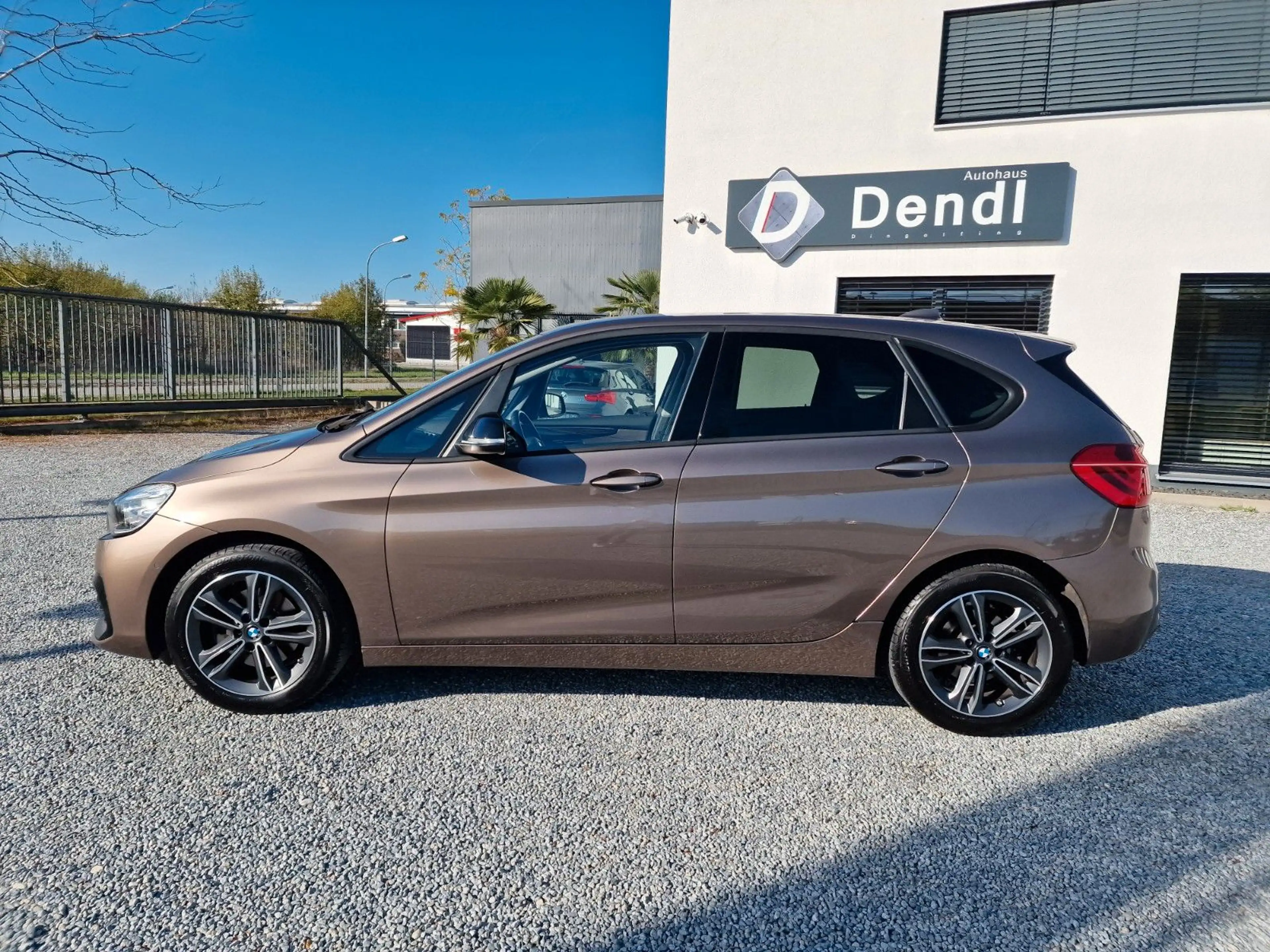 BMW 220 Sport Line, Leder, LED, AHK — photo 6