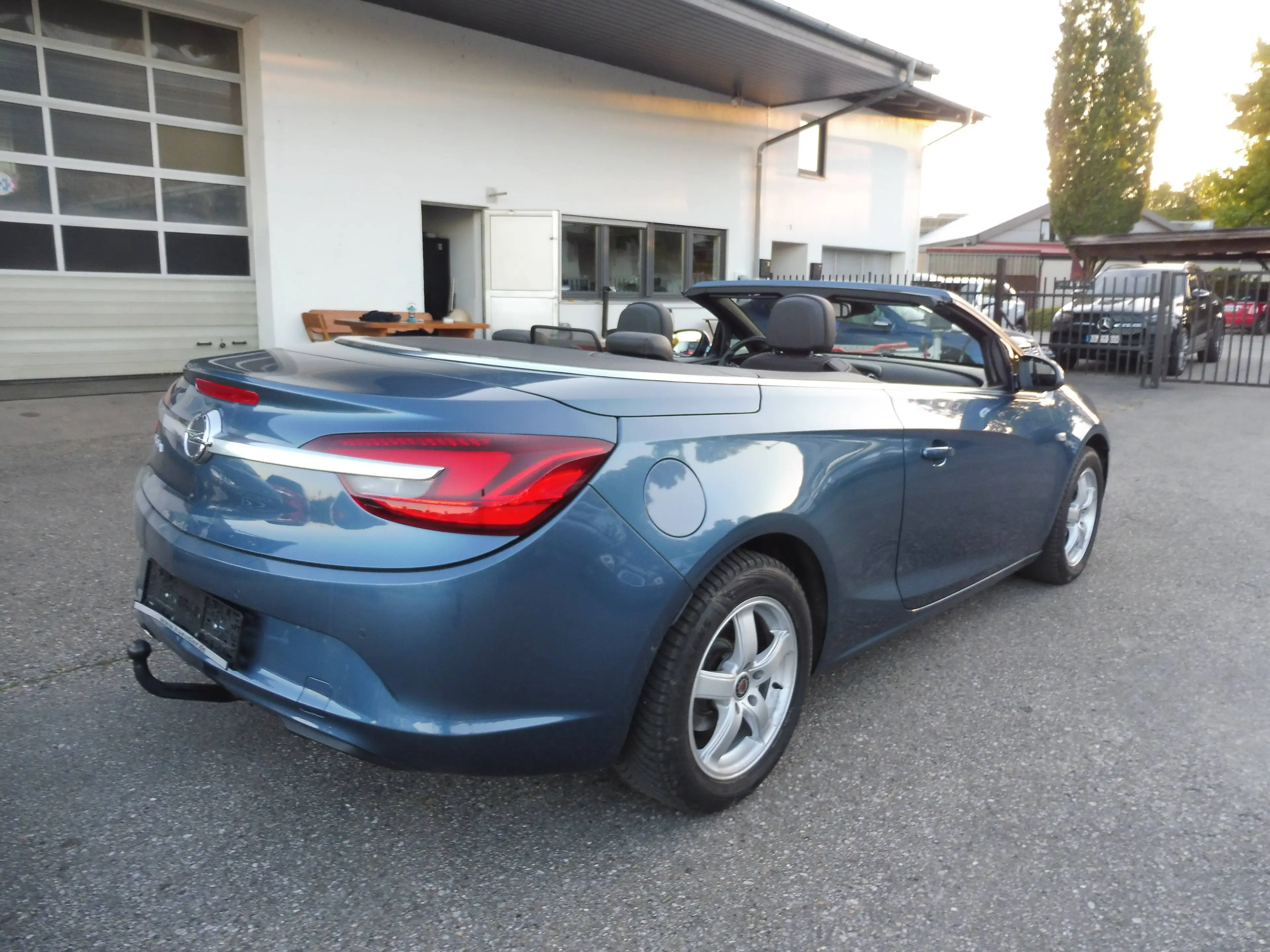 Opel Cascada Innovation ecoFlex / Original 49.500 Km / Aus 2. Hand — photo 6