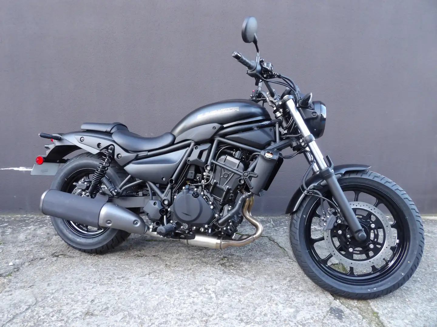 Kawasaki Eliminator 500 Noir - 2