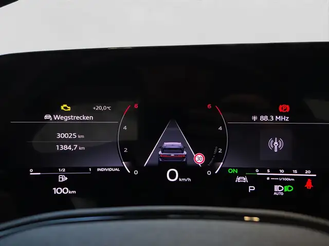 Audi A6 view 10